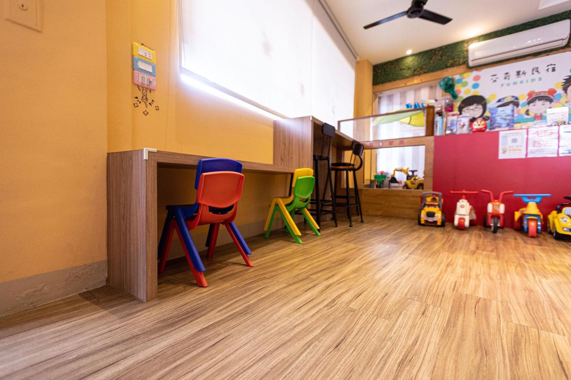 Fun Kids B&B เมืองฮวาเหลียน ภายนอก รูปภาพ